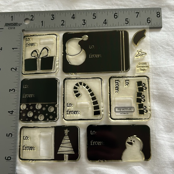 Christmas Tags D1095 stamp set - Picture 2 of 8